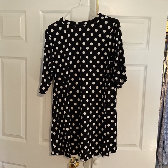 Women’s top, wake, new, by Avenue. - Picture 3 of 7